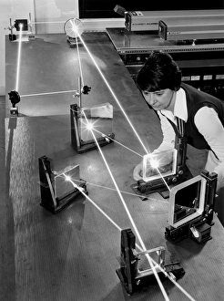 National Physical Laboratory UK Imprime: Producing interference gratings