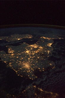Reino Unido a la noche desde el espacio