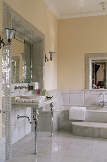 Usha Kiran Palace Hotel Gwalior Imprime: Bathroom suite