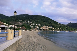 Caribbean Coastlines Imprime: The beach at Anse d Arlet