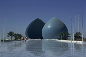 Middle East Landmarks Imprime: Blue structures