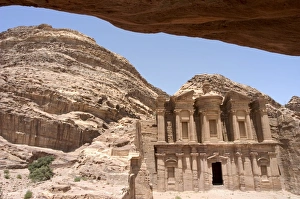 Petra Monastery Imprime: Cave view of the Monastery