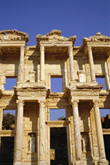 Greek Architecture Style Imprime: Celcus Library