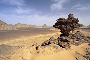 North African Desert Scenes Imprime: Eroded rocks
