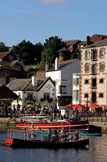 Impresiones de Puerto de Exeter en Exeter, Devon y Inglaterra Reino Unido Europa Exeter Imprime: Puerto de Exeter en la ciudad de Exeter en el condado de Devon en Inglaterra Reino Unido Europa
