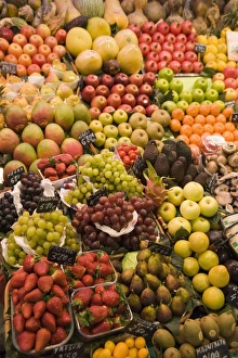Fresh Fruit And Vegetable Display Imprime: Fruit and vegetable display