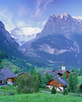 Impresiones de Grindelwald y la cara norte del Eiger en el cantón de Berna Suiza Suiza Imprime: Grindelwald y la cara norte del Eiger