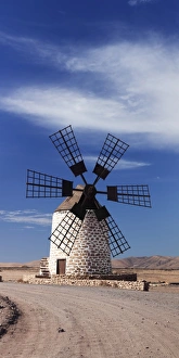 Windmill Fuerteventura Imprime: Panoramic image of a windmill, Tefia