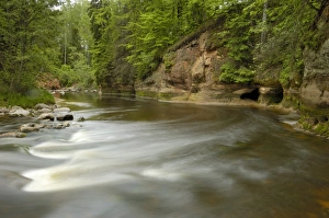 Impresiones de Río Amata, Parque Nacional de Gauja en Letonia y los Estados Bálticos Europa Letonia Imprime: Río Amata