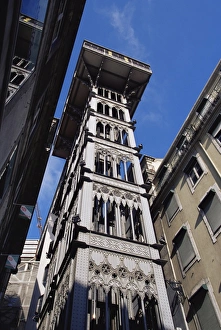 Contemporary Portuguese Architecture Imprime: Santa Justa elevator