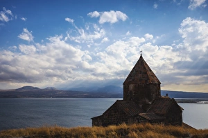 Armenia Travel Destinations Imprime: Sevanavank Monastery, Lake Seven, Armenia, Central Asia, Asia