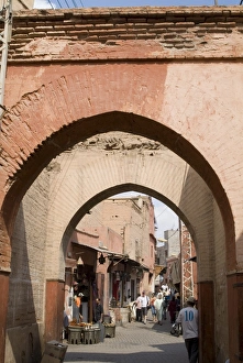 Morocco Travel Destination Imprime: Souk backstreets
