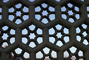 Stone Carvings In India Imprime: Detail of stone screen
