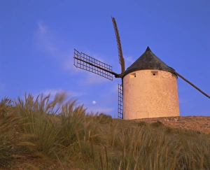 Castilla La Mancha Tourism Imprime: Windmill, Consuegra
