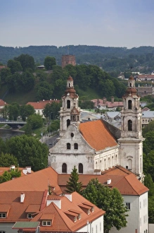 Vilnius Lithuania Landmarks Imprime: Lithuania, Vilnius, elevated view of St. Raphaels Church