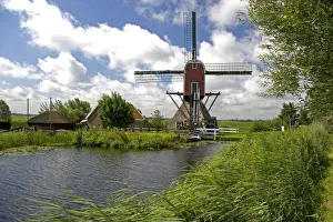 Dutch Windmill Scenery Imprime: Windmill along