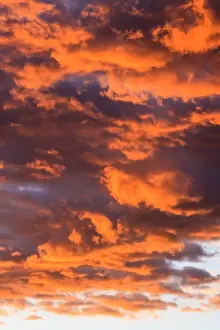 Cloud Formations Imprime: Cloud formations, evening sky, Namibia