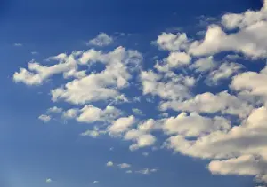 Cloudy Skies Photography Imprime: Clouds in the sky