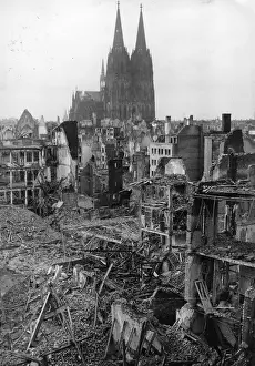 Post War Germany Images Imprime: Koln Cathedral