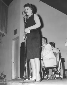Vintage Singer Performances Imprime: Patsy Cline Performing