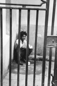 Isolated Male Figure Imprime: Behind Bars