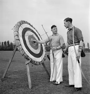 Recreational Sport Images Imprime: Target Practice
