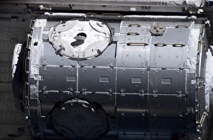 Space Shuttle Discovery Imprime: The Harmony node in the payload bay of Space Shuttle Discovery
