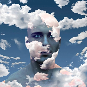 Brainstorming Ideas Imprime: Mans head in clouds
