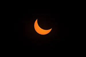 American Natural Wonders Imprime: Partial eclipse of the sun prior to total eclipse