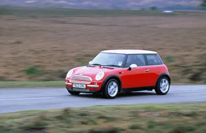 Vintage Automobile Transportation Imprime: 2001 Mini Cooper