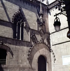 Ornate Window Details Imprime: 2686355