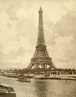 Black And White Eiffel Tower Imprime: The Eiffel Tower, c1930. Creator: Unknown