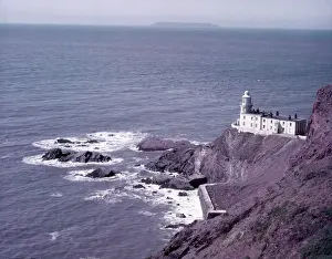 Atlantic Ocean Views UK Imprime: Hartland Point Lighthouse, Devon, c1955. Creator: Arthur Charles Kirby Ware