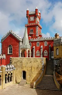 Pena Palace Portugal Imprime: Partial view of the Pena Palace complex