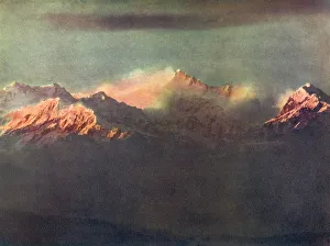 Colourful Indian Landscapes Imprime: Last Rays of Light on Kinchenjunga, c1910