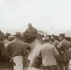 First World War Flight Imprime: Returning from a mission, c1914-c1918