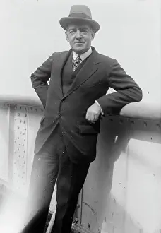 Sir Ernest Shackleton Imprime: Sir E. Shackleton, between c1915 and c1920. Creator: Bain News Service