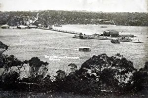 Black And White Landscape Photos Imprime: The Spit, c1910. Creator: Unknown