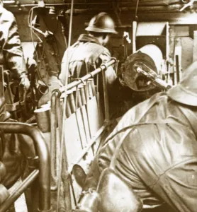 World War I Tanks Imprime: Tank interior, c1914-c1918