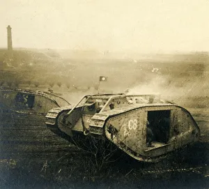 WWI Transportation History Imprime: Tank on the move, c1914-c1918