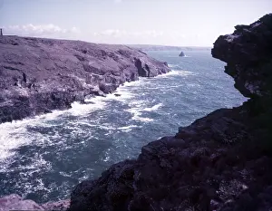 Rey Arturo Imprime: Tintagel Head, Cornualles, c1955. Creador: Arthur Charles Kirby Ware