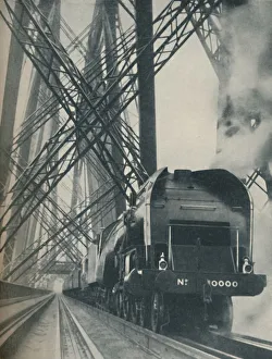 Steam Locomotive Photography Imprime: Four Hundred Tons of Train Pulled By A Leviathan, c1935. Artist: Global Photographic Union