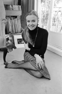 La actriz de 24 años Hayley Mills que comenzó como actriz infantil.