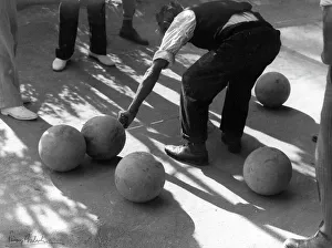 Outdoor Games Imprime: The bowling