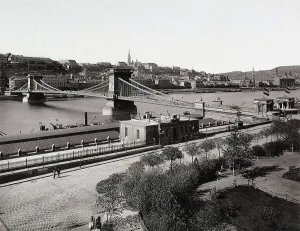 Chain Bridge Hungary Imprime: Bridge of Chains in Budapest