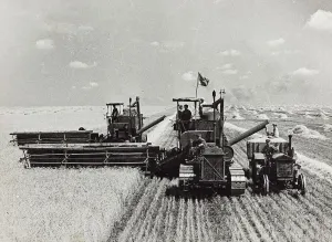 Farming Equipment Imprime: Threshing