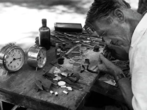Time Measurement Tools Imprime: Watchmaker at work