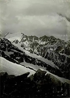 Mountain Range Italy Imprime: Caption is missing, possibly Adamello