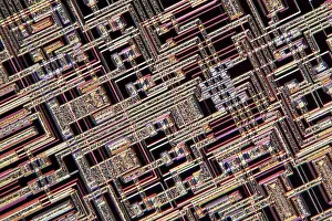 Printed Circuit Board Image Imprime: Microchip, light micrograph