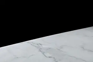 Abstract Marble Background Imprime: Abstract diagonal background with one part solid black and another white marble